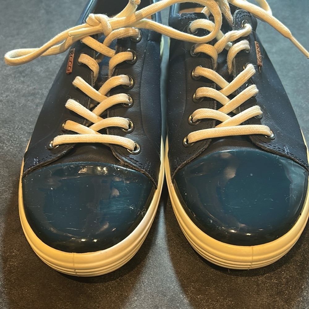 Ecco blue leather shoes